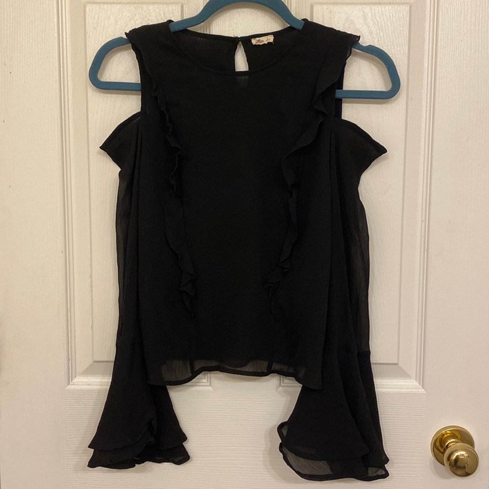 Hollister Cold Shoulder Top - Picture 1 of 9